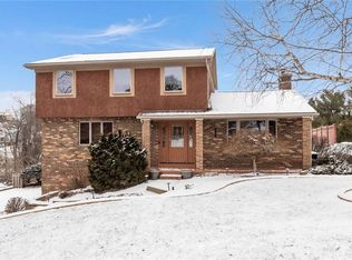 462 Adele Dr, Irwin, PA 15642