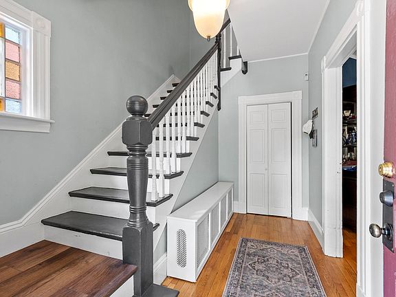 2nd image of 32 Concord Rd #B