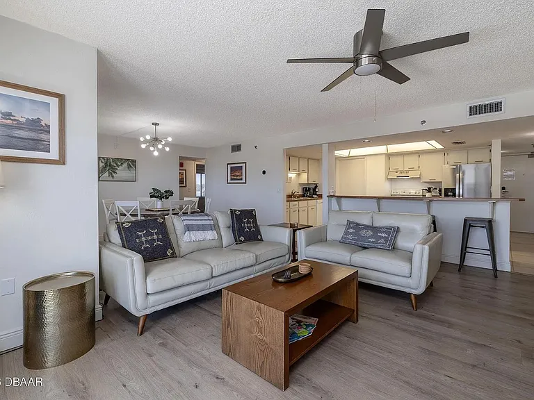 1513 Ocean Shore Blvd #C2 — Photo 11