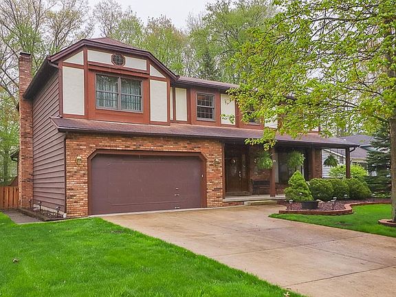 2nd image of 8491 Glenbrook Dr