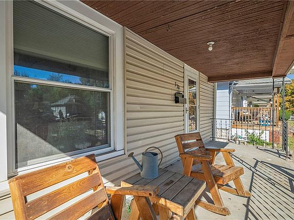 4th image of 330 N Brighton Ave