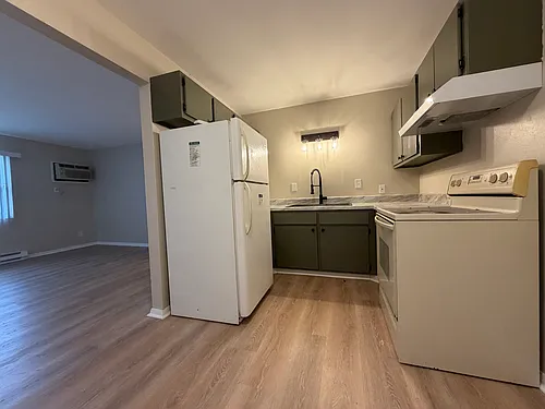 4303 Alderson St #6 Photo 1