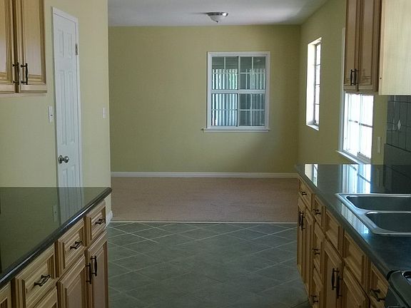 5th image of 7423 Lemp Ave