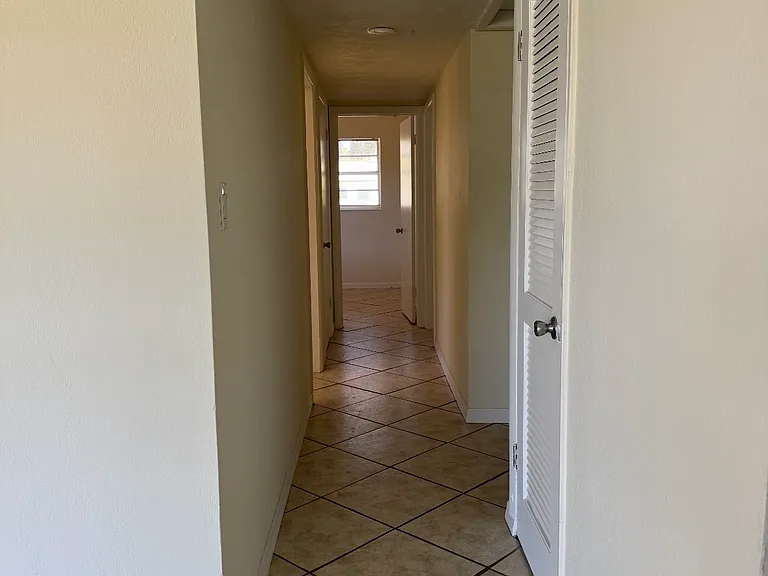 4009 Wyoming Ave — Photo 2