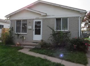 27745 Bohnhoff St, Roseville, MI 48066