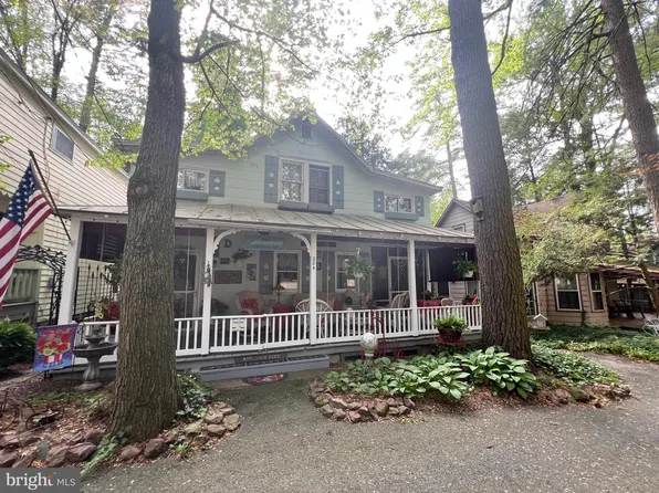 204 4th St, Mount Gretna, PA 17064