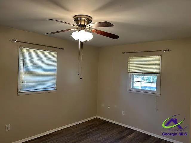 110 Mason Dr — Photo 23