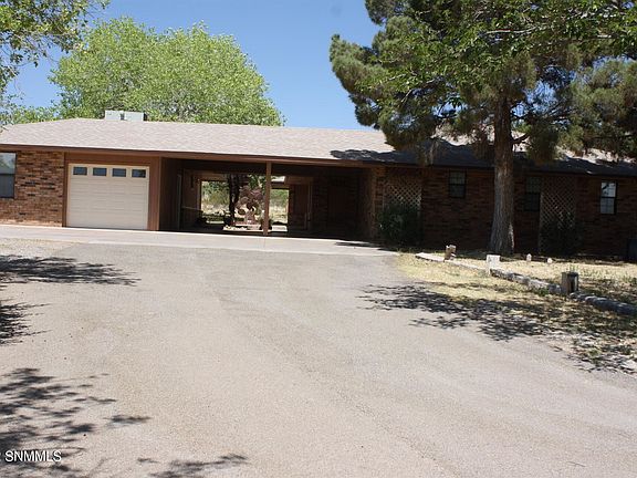 3rd image of 50 High Sierra Dr