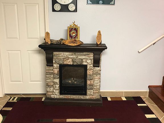 5th image of 1714 Belford St