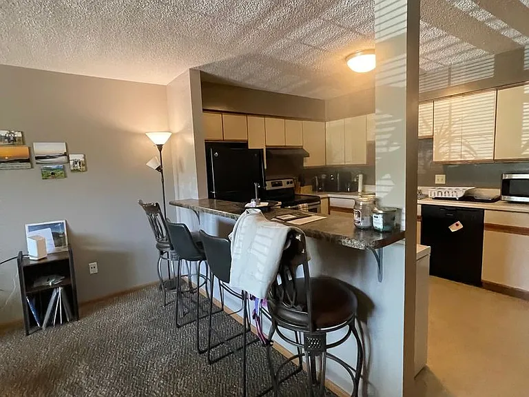 2534 Candle Crest Cir — Photo 4