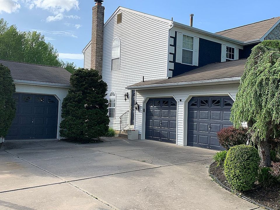 2nd image of 57 Parry Dr