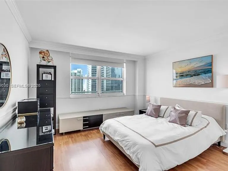 1155 Brickell Bay Dr #CU-2007 — Photo 10