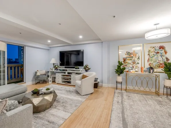 183-183-185A Massachusetts Ave #602, Boston, MA 02115