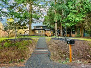 8021 NE Eglon Rd, Kingston, WA 98346