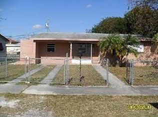 1661 NE 9th St, Homestead, FL 33033
