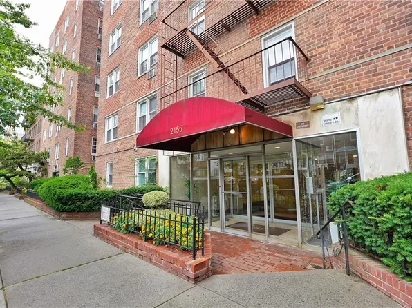 2155 82nd St APT 2L, Brooklyn, NY 11214