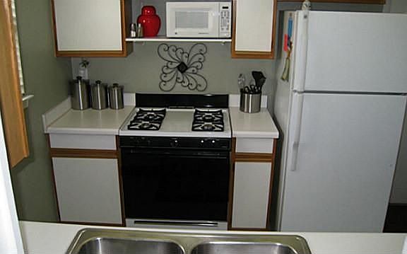 3rd image of 1023 Donley Dr
