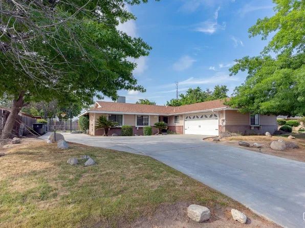 13801 Veracruz Dr, Bakersfield, CA 93314