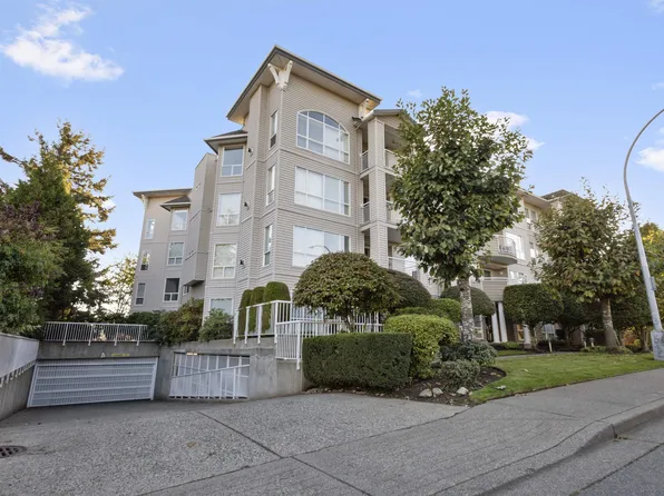 32120 Mount Waddington Ave #206, Abbotsford, BC V2T 2E8