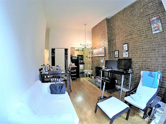 Rented by City Connections Realty | media 13