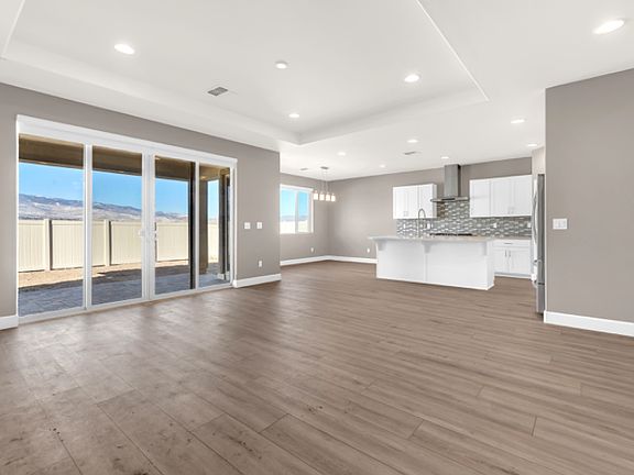 3rd image of 11253 Freedom Range Ln
