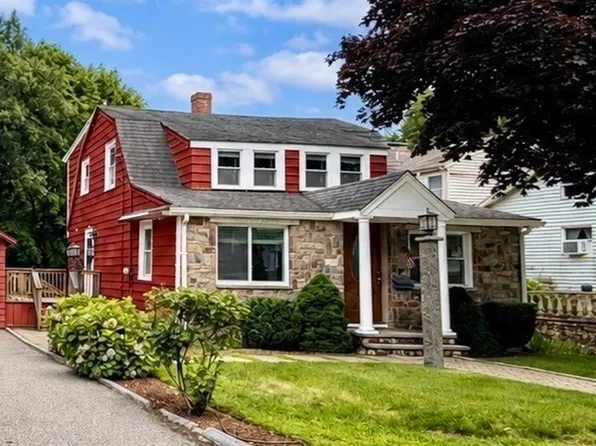 33 Volusia Rd, Hingham, MA 02043