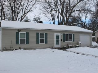 3920 S Deerfield Ave, Lansing, MI