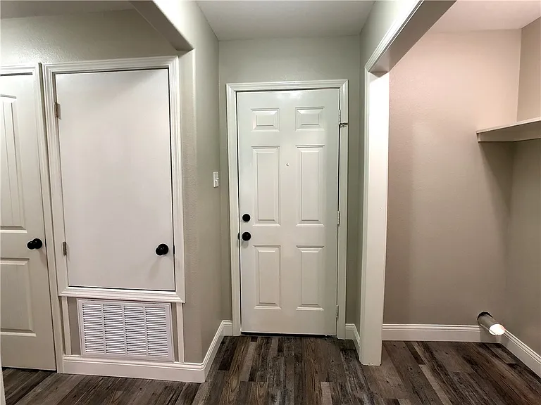 2409 Crews St #2409 — Photo 19