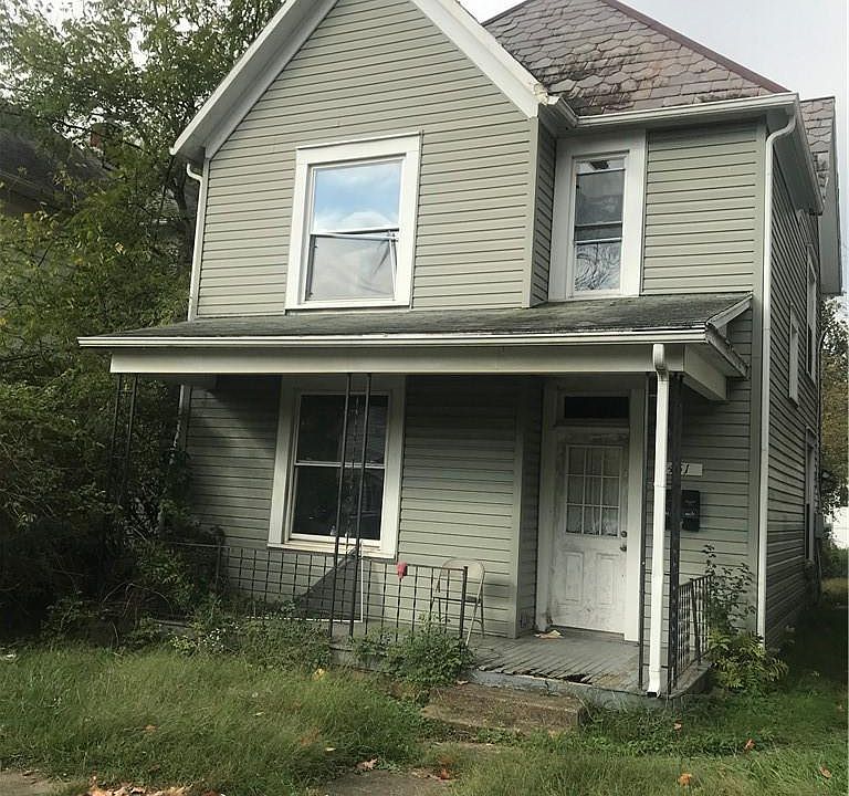 1st image of 451 N 6th St
