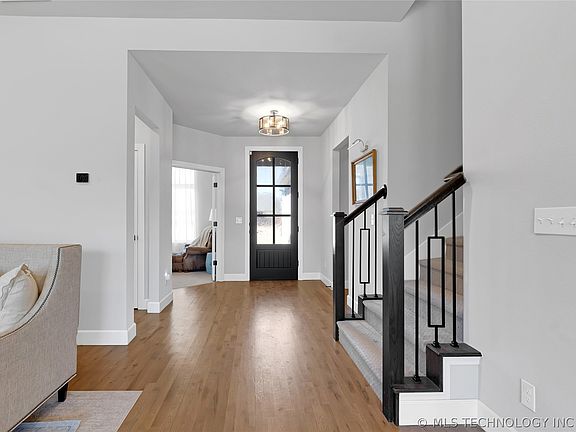 2nd image of 442 E 127th Pl S