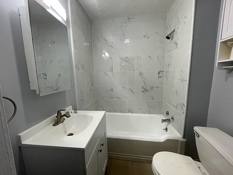 18722 Brady — Photo 12