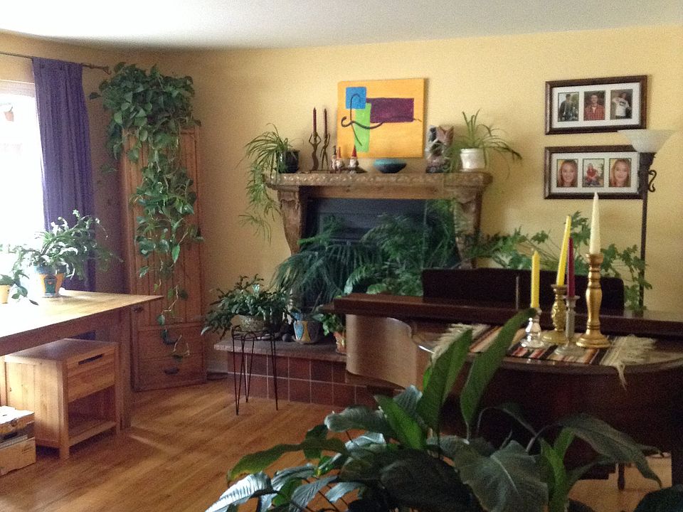 Main floor living room