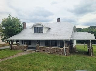 222 Old Lexington Rd, Thomasville, NC 27360