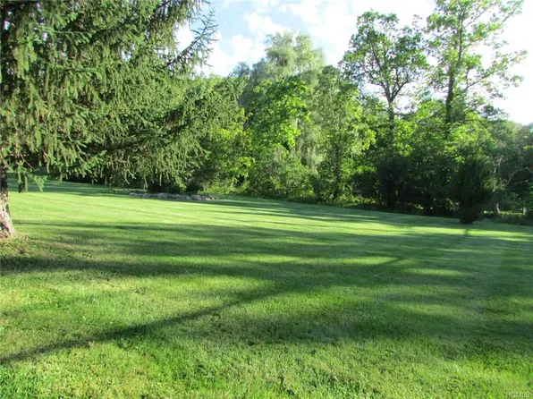 409 Angola Rd, Cornwall, NY 12518