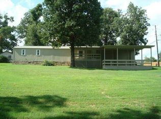 624 E Johnson Ave, Cave Springs, AR 72718