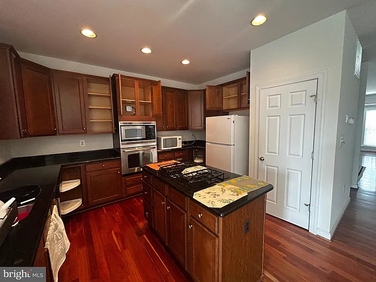 8177 McCauley Way — Photo 3