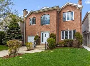 5138 Morse Ave, Skokie, IL 60077