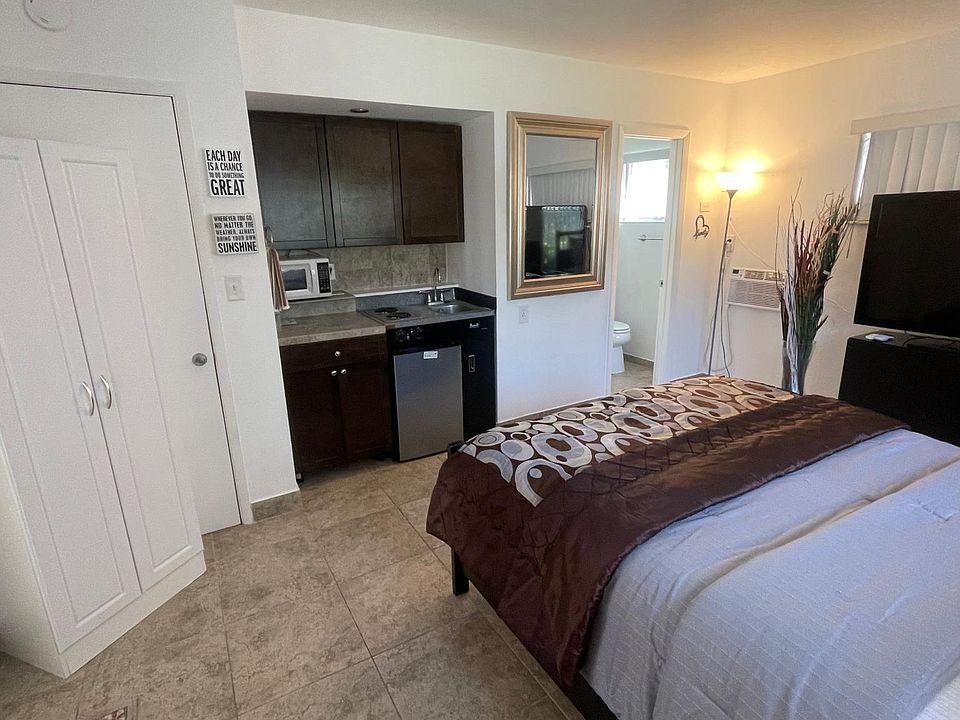 2nd image of 3205 NE 8th Ct #5