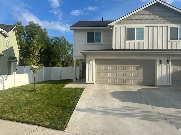 214 NE 3rd St, Fruitland, ID 83619