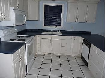 2nd image of 1281 Cloverdale Dr