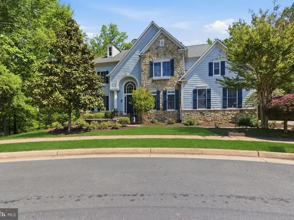 1401 Hidden Hl, Vienna, VA 22182