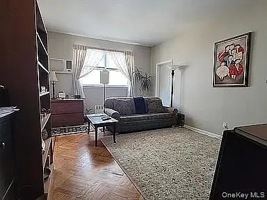 182 Lowell Ave #UPPER — Photo 3