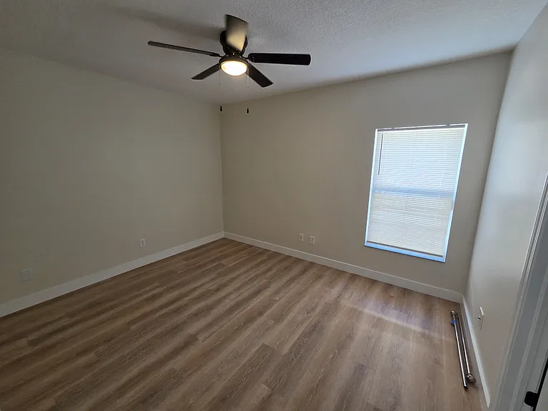 10347 Lakeside Vista Dr — Photo 5
