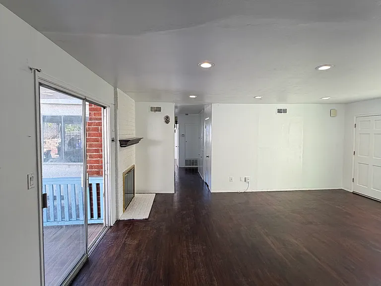 5935 Lake Murray Blvd — Photo 6