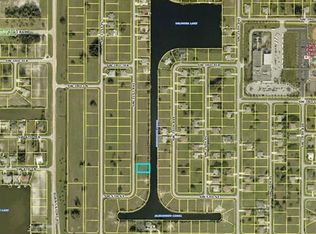 421 SW 31st Ave, Cape Coral, FL 33991