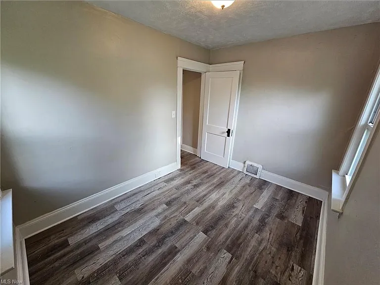 2802 E 118th St — Photo 9