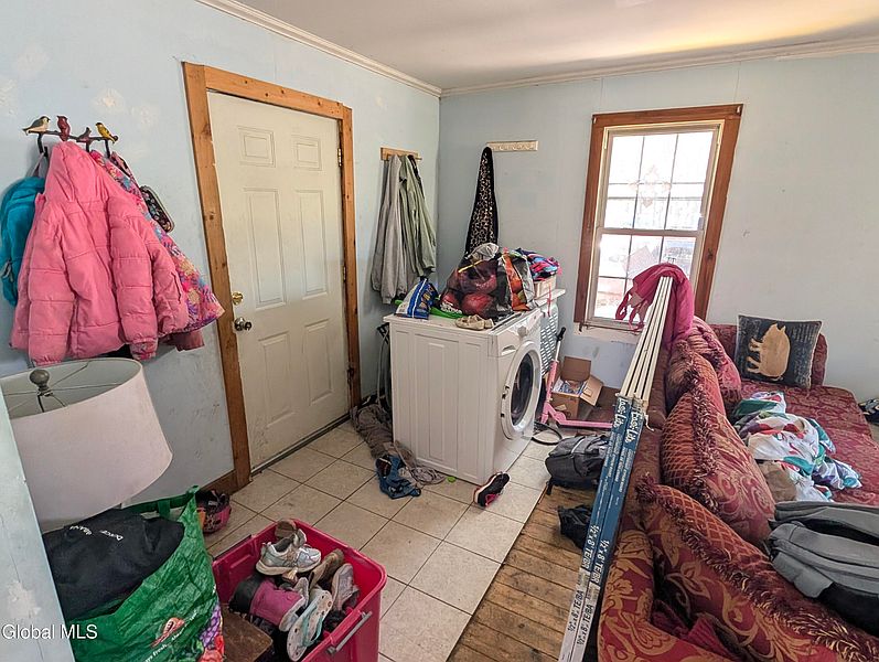3rd image of 7 Prosser Circle