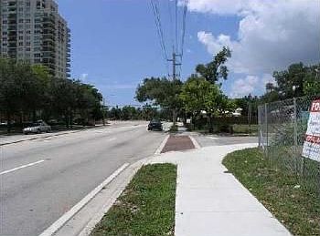 3rd image of 215 Cooley Ave