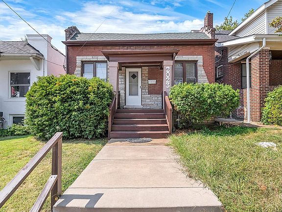 2nd image of 2023 Schaeffer Pl
