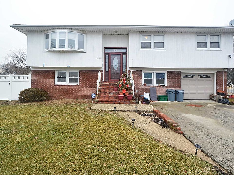 1st image of 1001 Hastings St